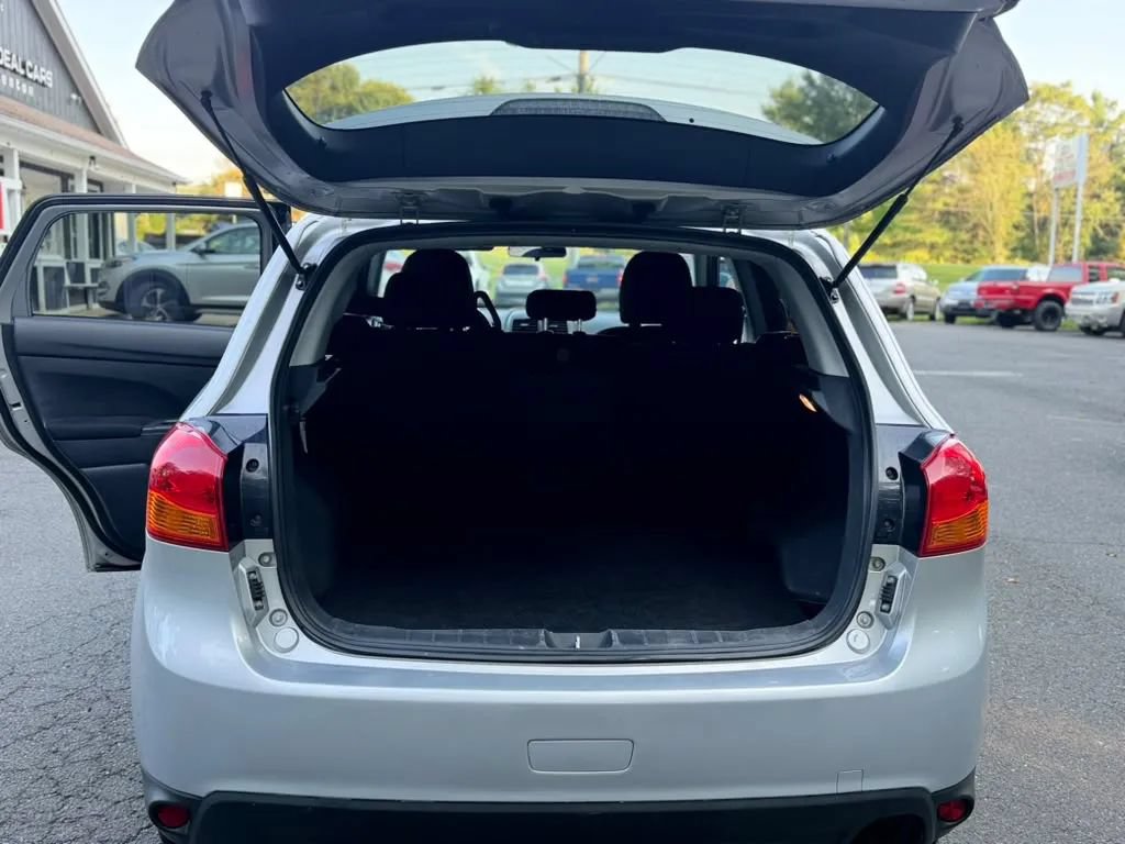 Used 2013 Mitsubishi Outlander Sport ES AWD/4WD image 12
