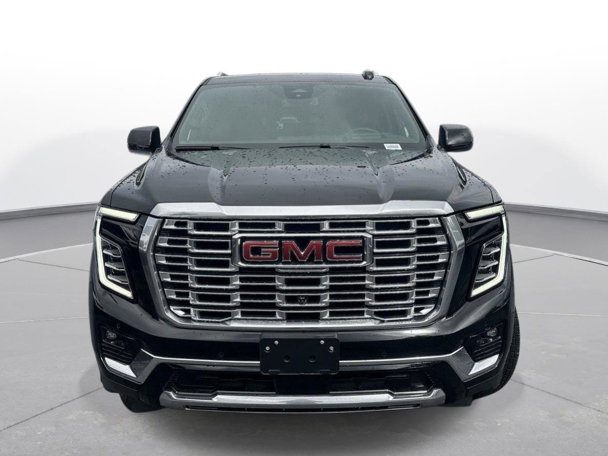 Used 2025 GMC Yukon Denali AWD/4WD image 2