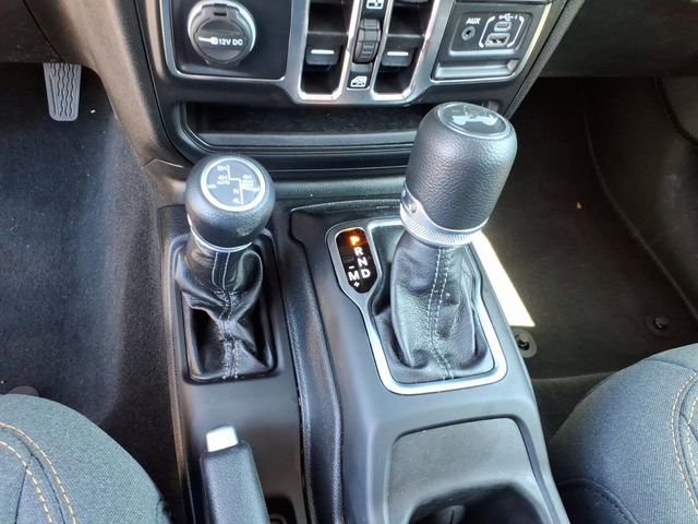 Used 2025 Jeep Wrangler Sahara 4xe image 12