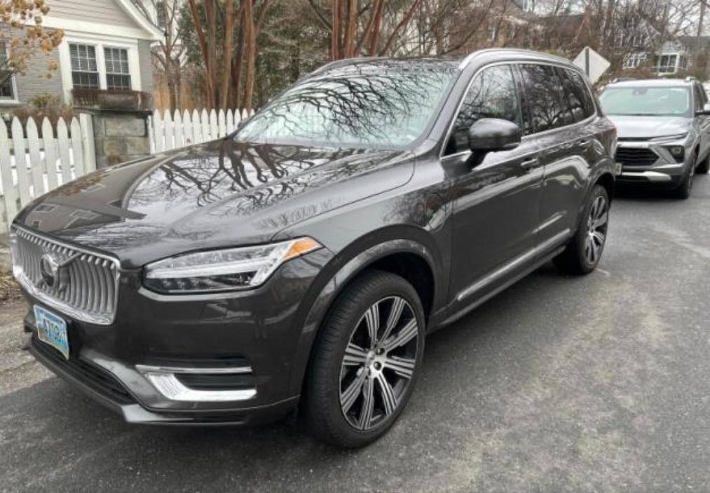 Used 2023 Volvo XC90 T8 Plus w/ Protection Package Premier image 1
