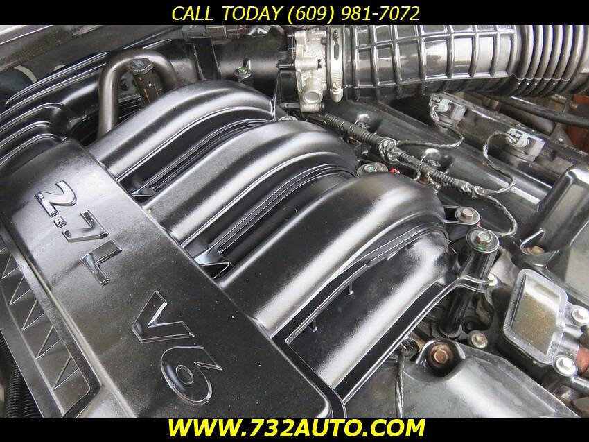 Used 2006 Chrysler 300 Base 4dr Sedan image 13