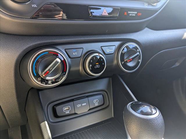 New 2026 Hyundai Venue SE image 15