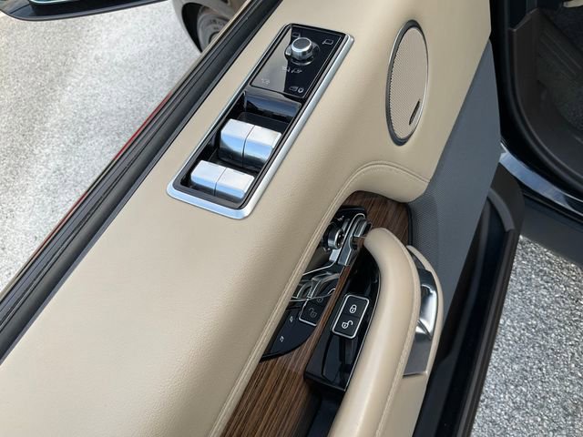 Used 2019 Land Rover Range Rover Supercharged AWD/4WD image 7