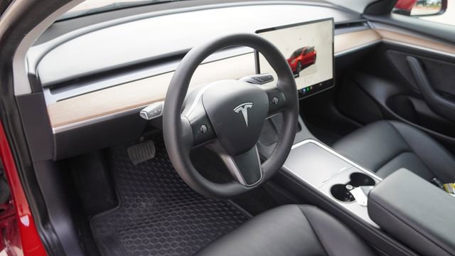 Used 2022 Tesla Model 3 RWD image 17