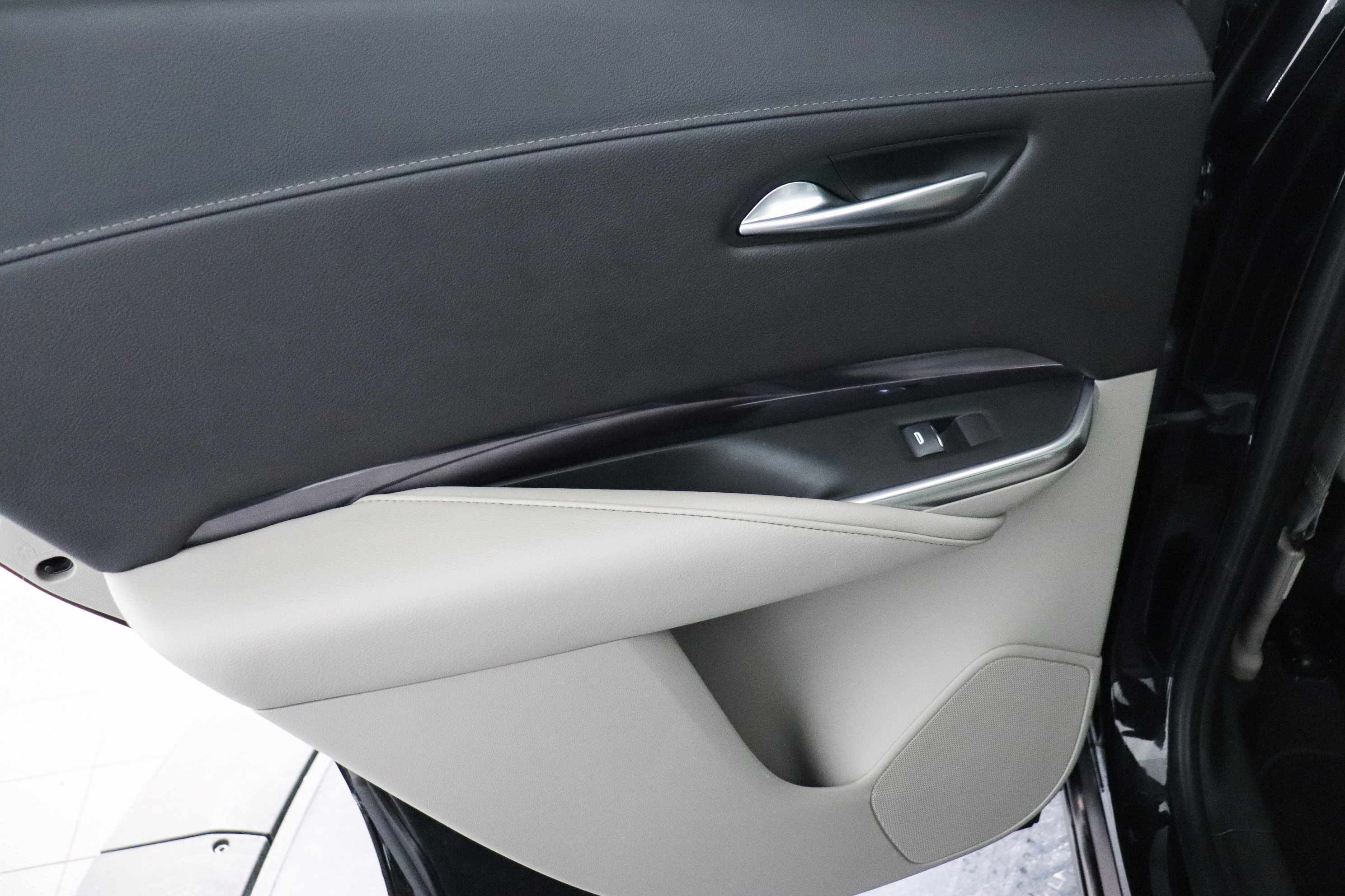 Used 2023 Cadillac XT4 Luxury image 18