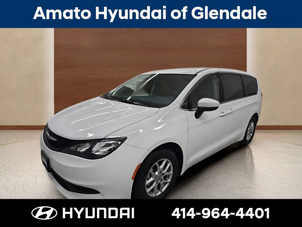Used 2022 Chrysler Voyager LX
