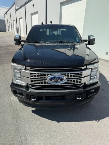 Used 2019 Ford F350 Platinum w/ Platinum Ultimate Package AWD/4WD image 12