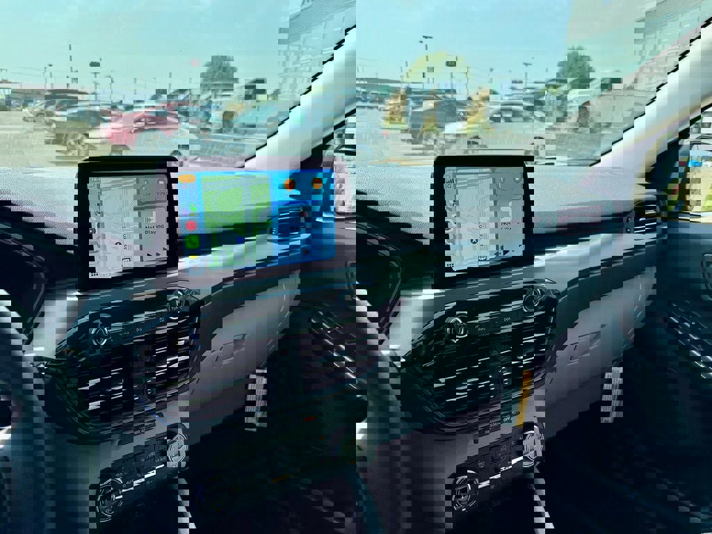 New 2025 Ford Escape Active image 18