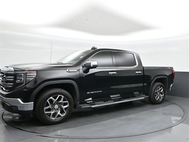 Used 2023 GMC Sierra 1500 SLT w/ SLT Premium Package image 7