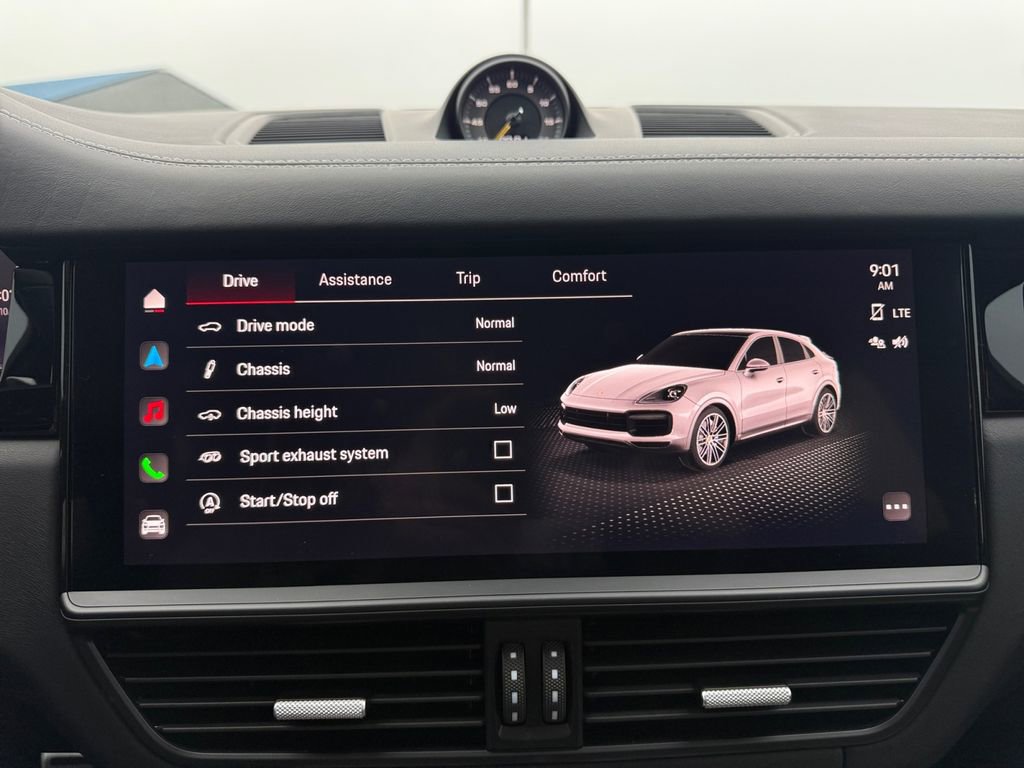 Used 2023 Porsche Cayenne Turbo GT AWD/4WD image 29