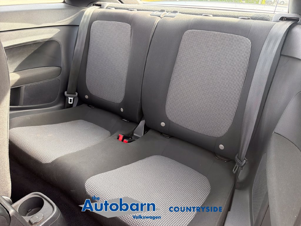 Used 2019 Volkswagen Beetle 2.0T S FWD image 17