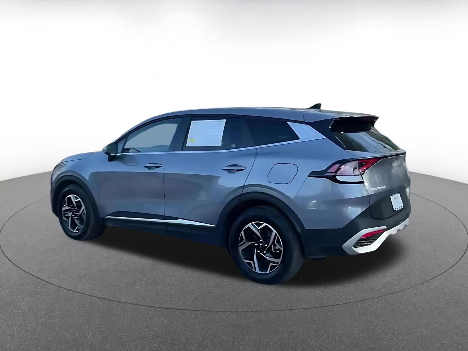 Used 2025 Kia Sportage LX image 14