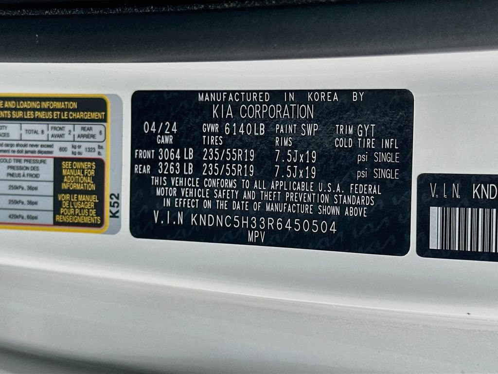 Certified 2024 Kia Carnival EX FWD image 33