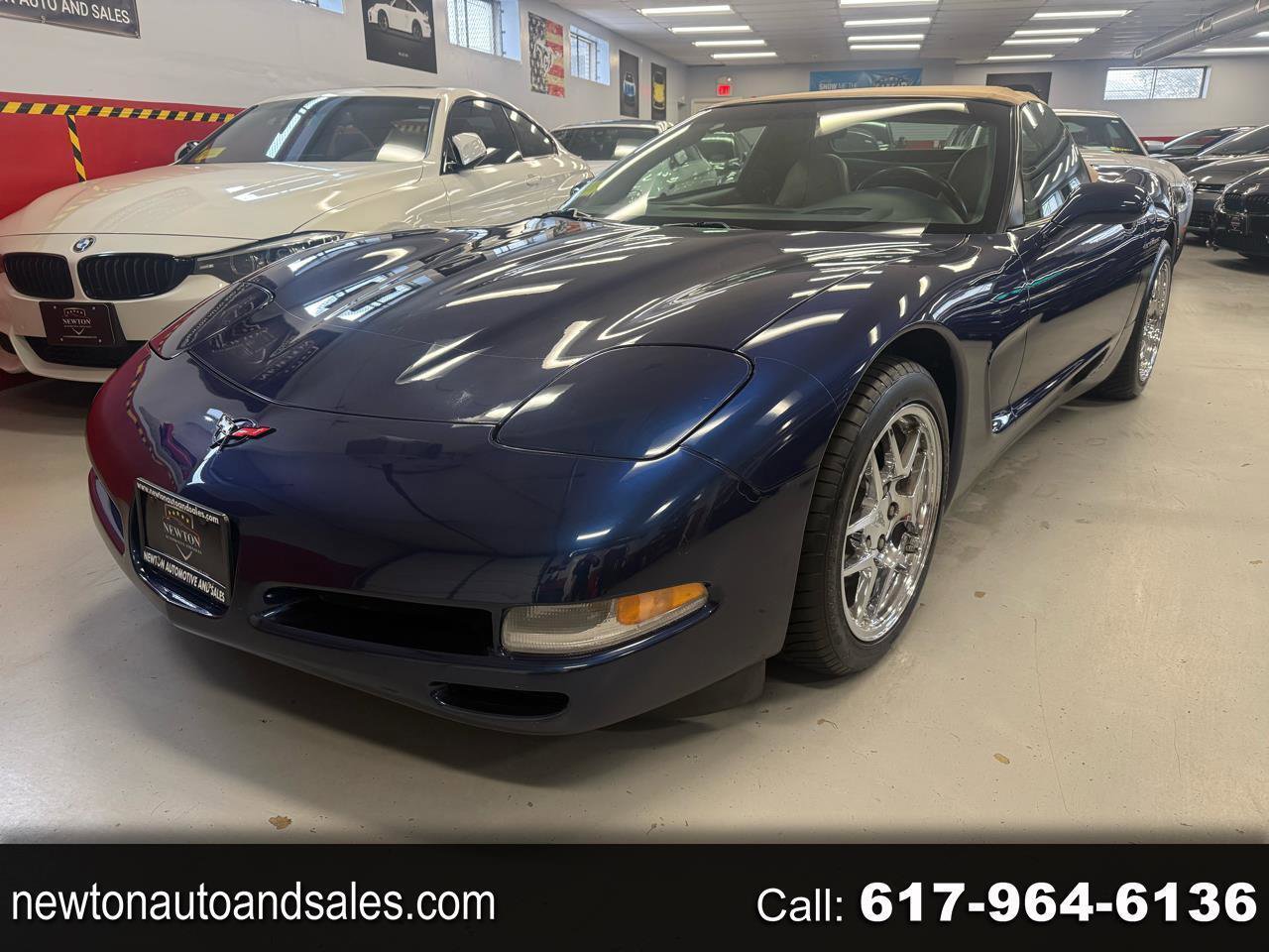 Used 2000 Chevrolet Corvette Convertible image 1