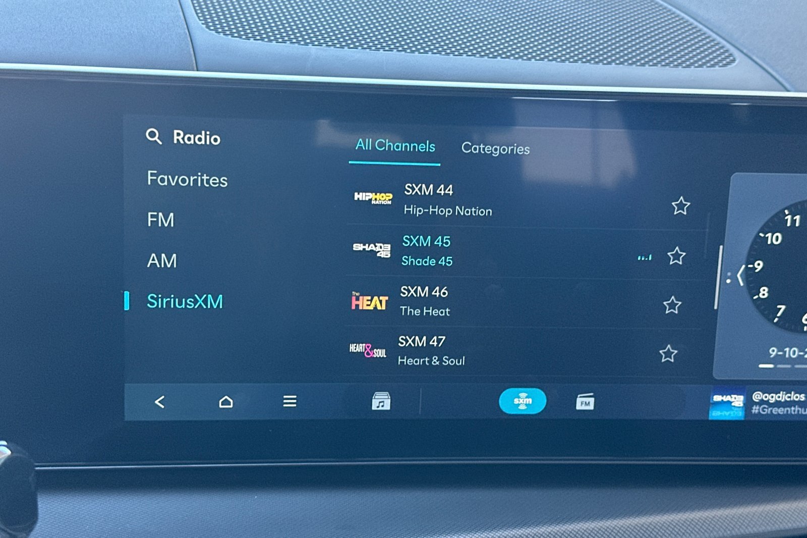New 2027 Hyundai Santa Fe SEL FWD image 18