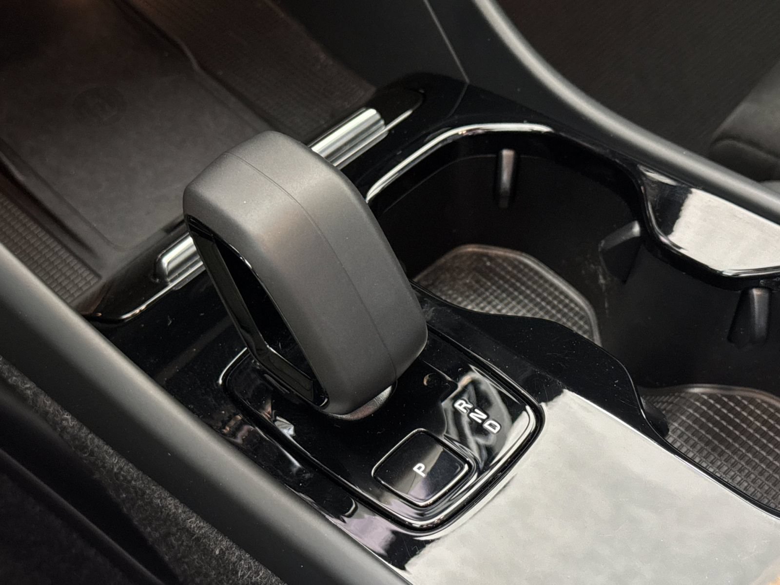 Certified 2023 Volvo XC40 Recharge Ultimate AWD/4WD image 26