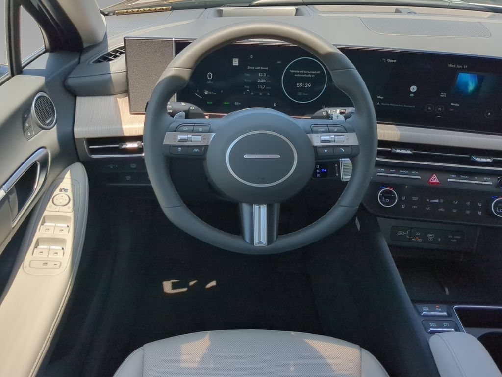 New 2025 Hyundai Sonata Limited FWD image 26