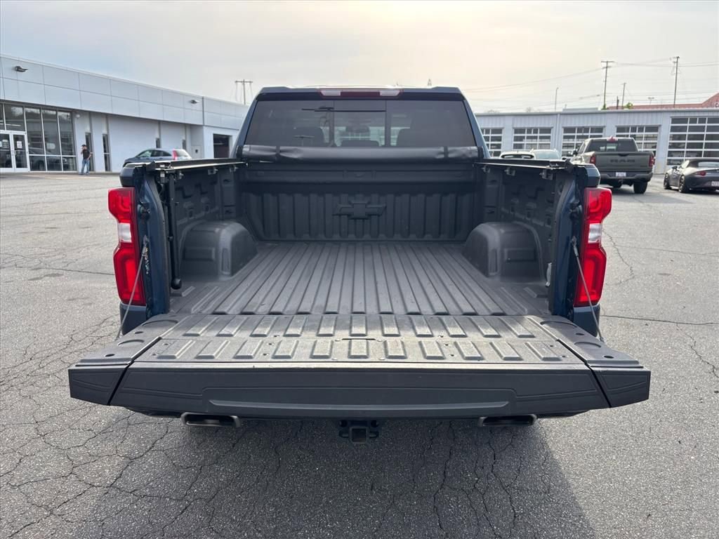 Used 2022 Chevrolet Silverado 1500 LT Trail Boss w/ Convenience Package II image 25