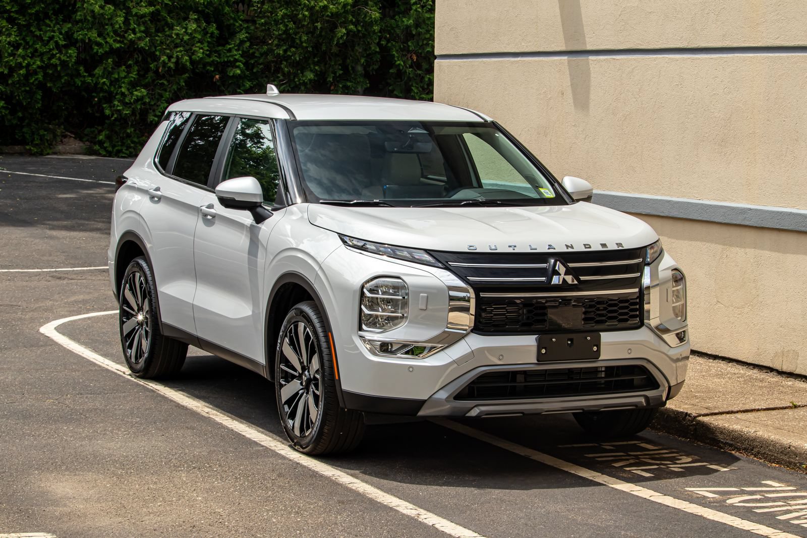 New 2026 Mitsubishi Outlander SE AWD/4WD image 12