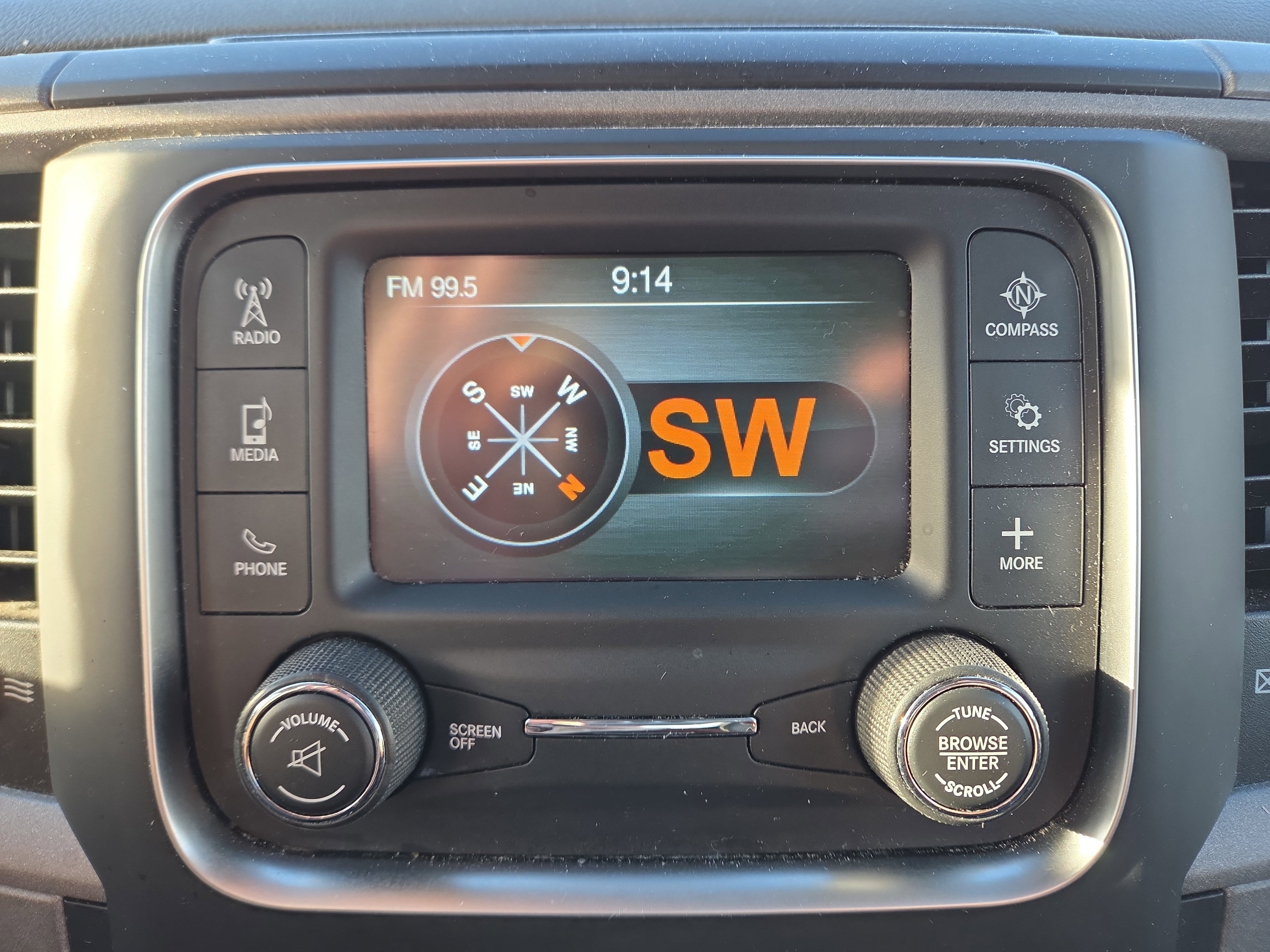 Used 2016 RAM 1500 Express image 27