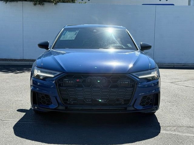 Used 2025 Audi S6 Prestige w/ Prestige Package AWD/4WD image 3