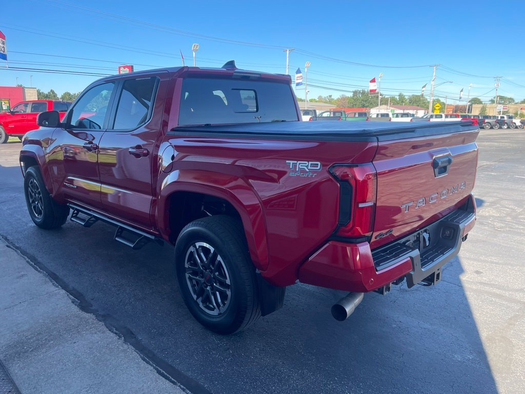 Used 2024 Toyota Tacoma TRD Sport w/ TRD Sport Upgrade Package AWD/4WD image 5
