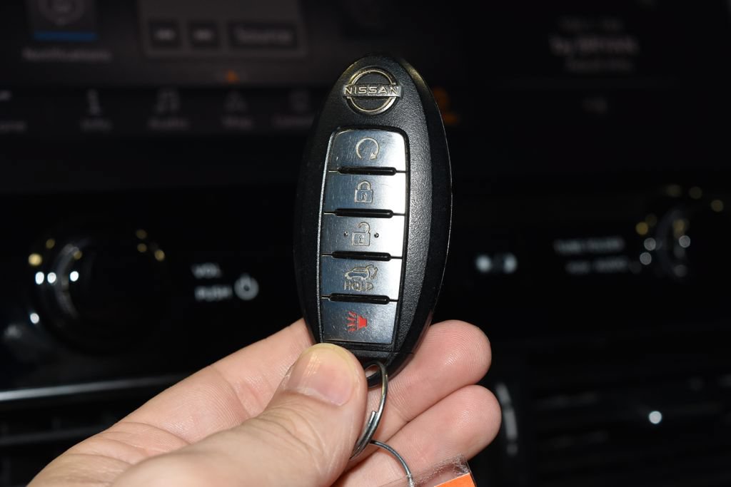 Used 2021 Nissan Armada Platinum w/ Captain's Chairs Package AWD/4WD image 24