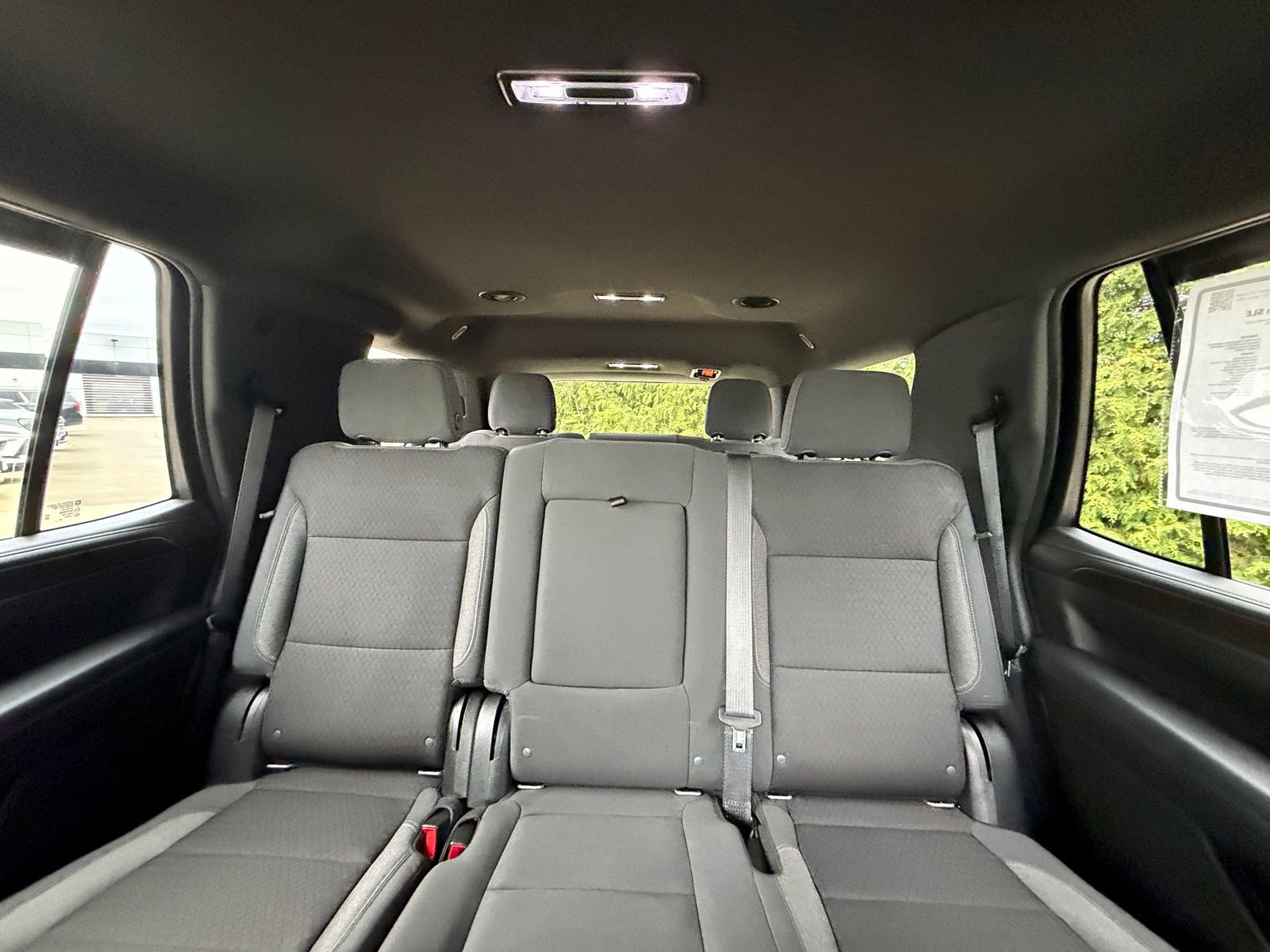 Used 2021 GMC Yukon SLE w/ Gmc Pro Safety Plus Package image 3