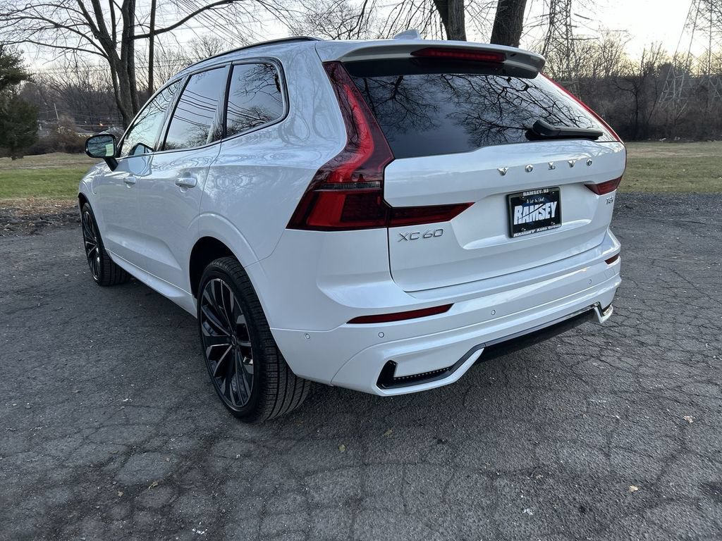 New 2026 Volvo XC60 T8 Ultra w/ Climate Package AWD/4WD image 6