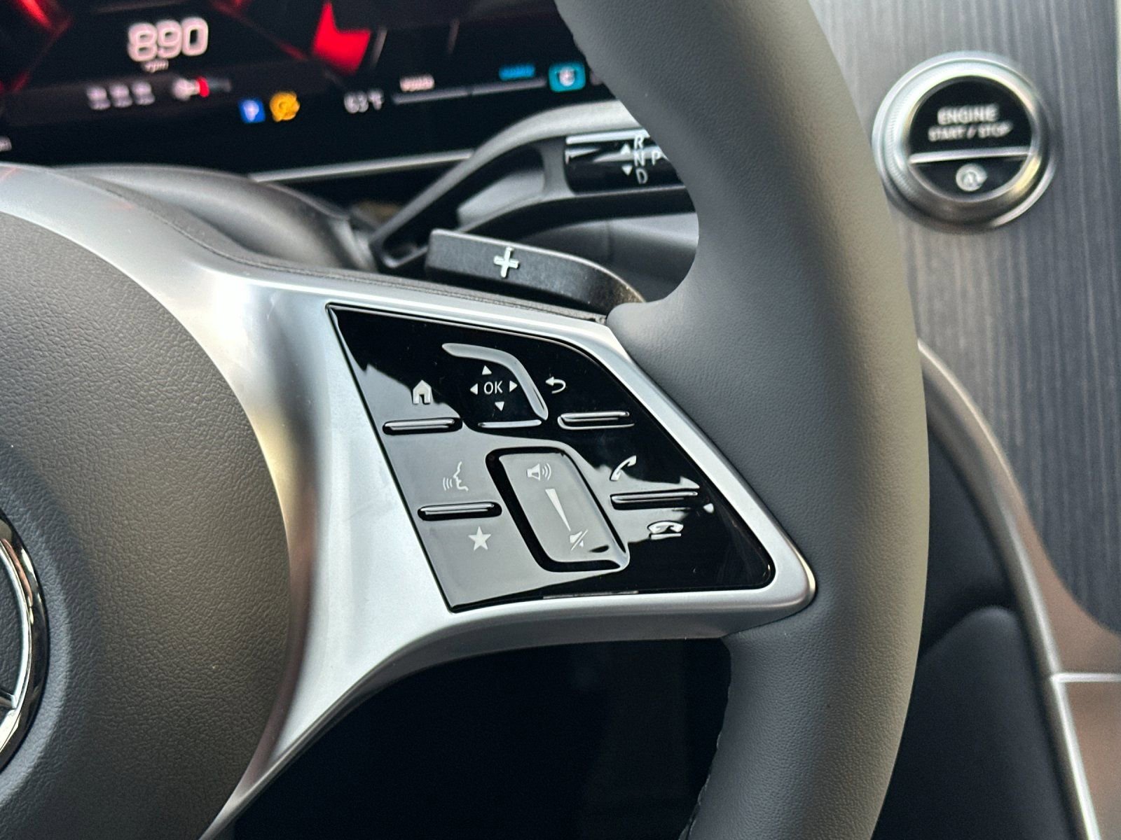 New 2026 Mercedes-Benz GLC 300 4MATIC image 26