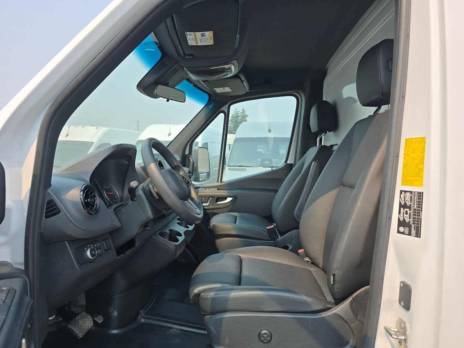 Used 2024 Mercedes-Benz Sprinter 3500 image 11
