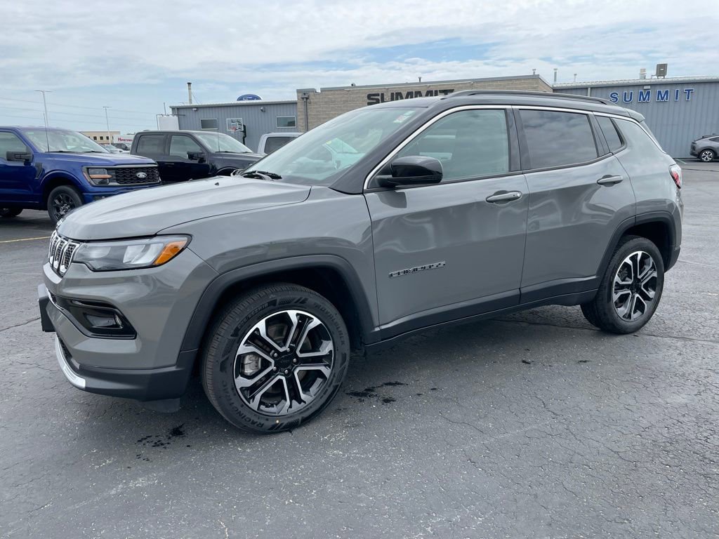 Used 2023 Jeep Compass Limited AWD/4WD image 5
