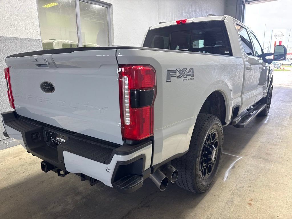 Used 2025 Ford F350 Lariat w/ Lariat Ultimate Package AWD/4WD image 14