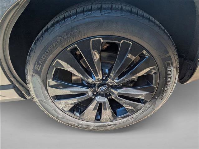 Used 2022 Subaru Ascent Onyx Edition AWD/4WD image 7