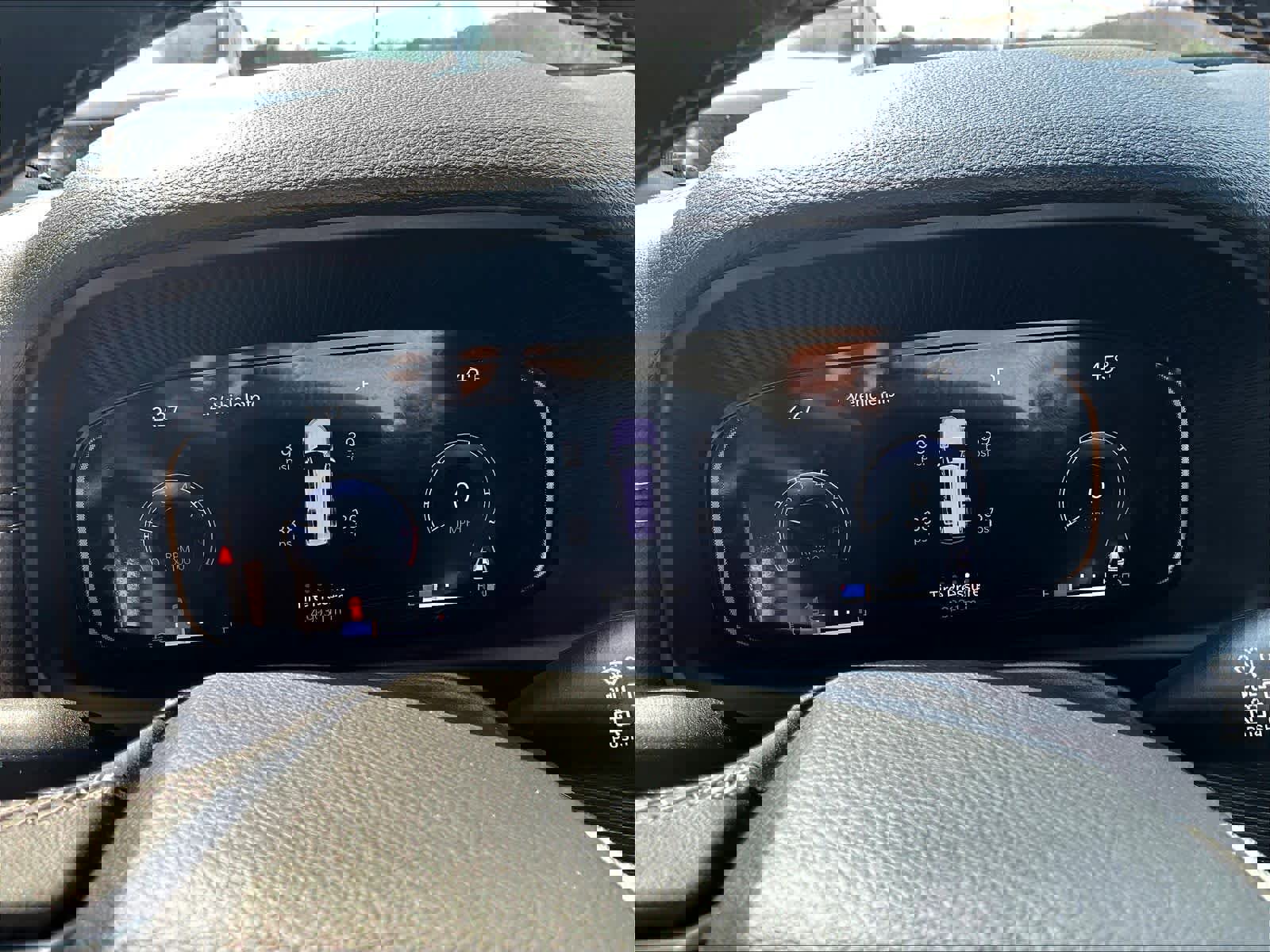 Used 2023 Jeep Wagoneer L Series II w/ Premium Group I image 26