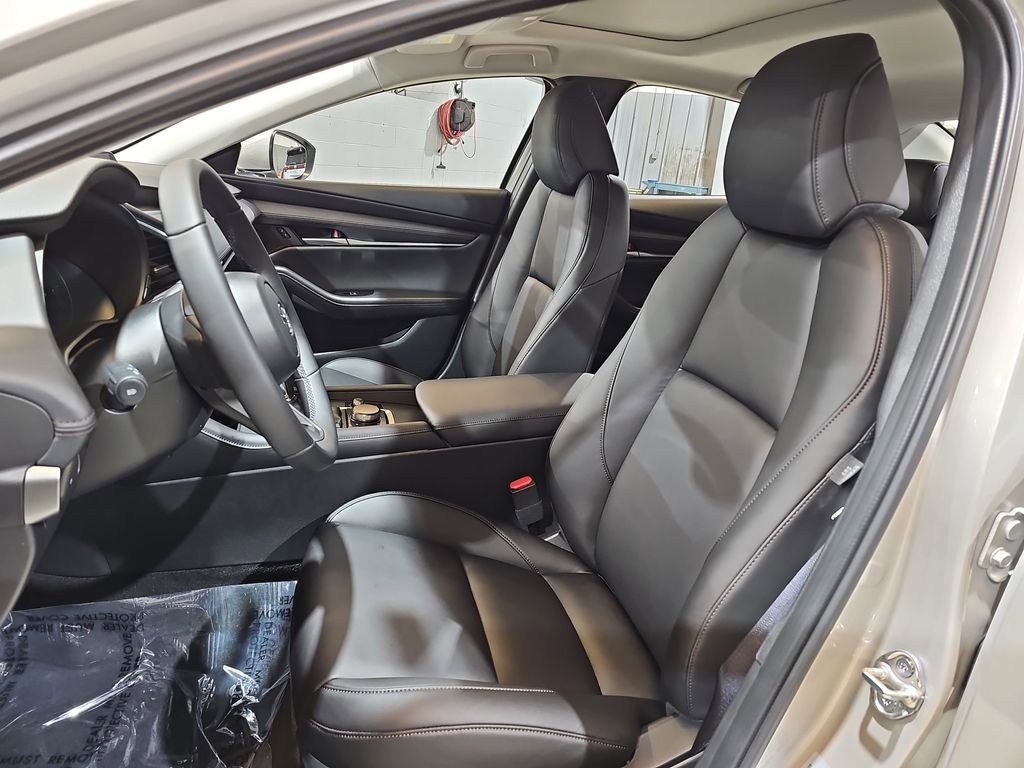 New 2026 MAZDA MAZDA3 2.5 S Sedan w/ Preferred Pkg image 14