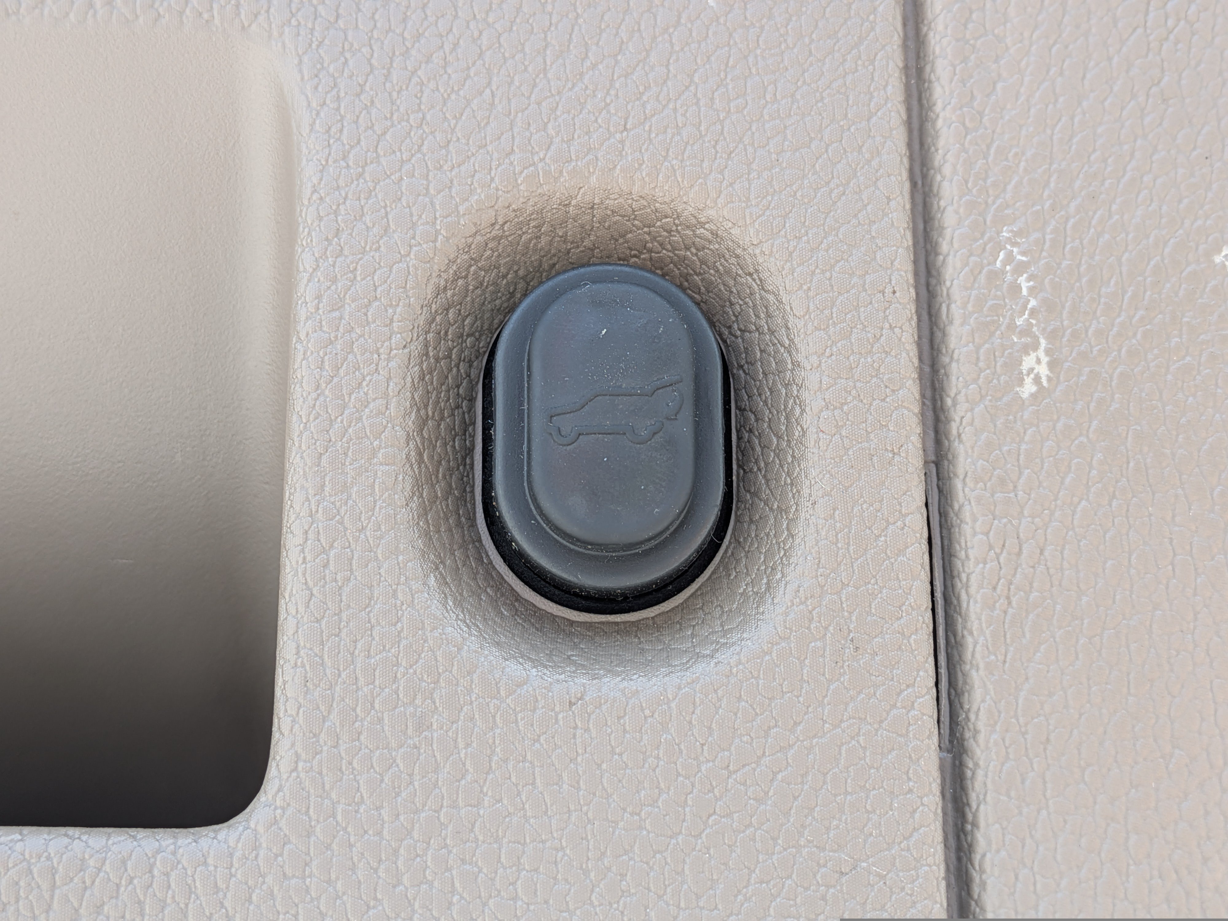 Used 2019 Chevrolet Suburban Premier AWD/4WD image 14