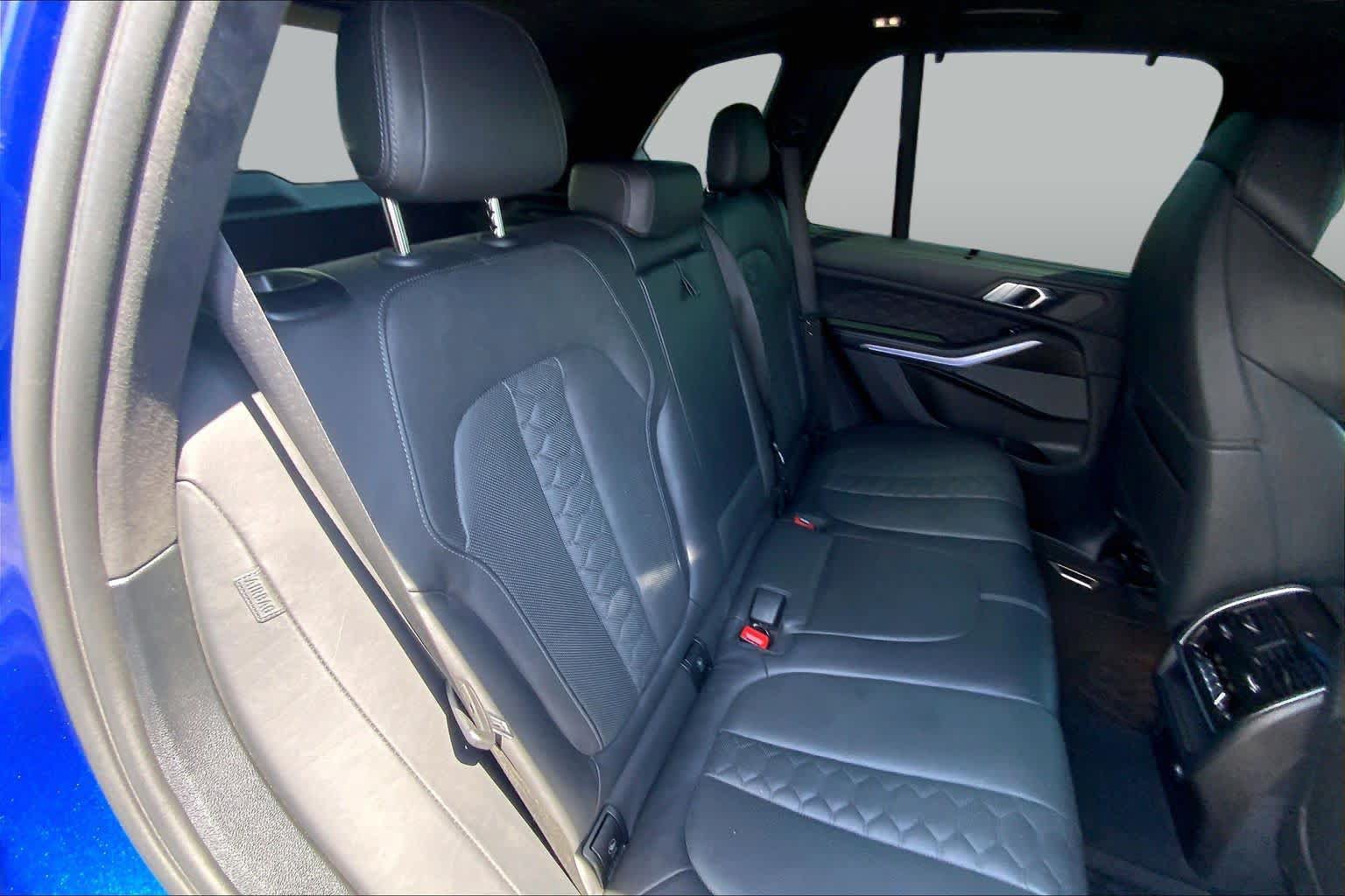 Used 2022 BMW X5 M w/ Executive Package AWD/4WD image 19
