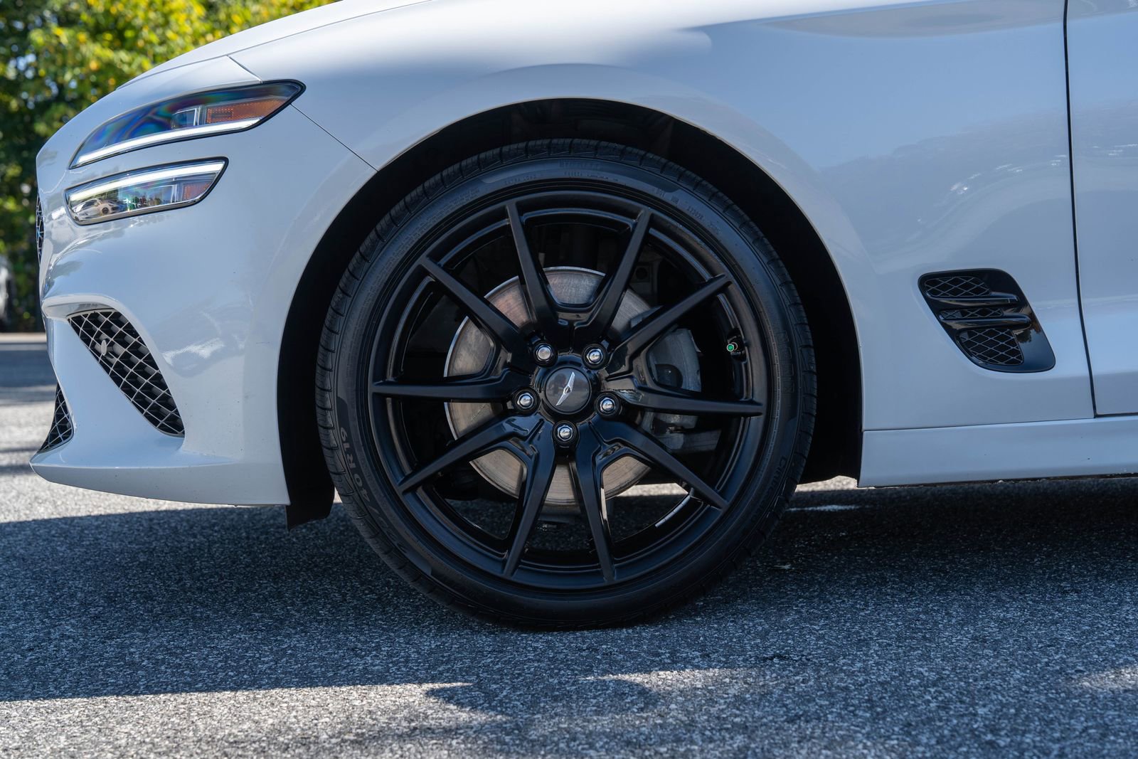 Used 2022 Genesis G70 2.0T w/ Prestige Package image 9