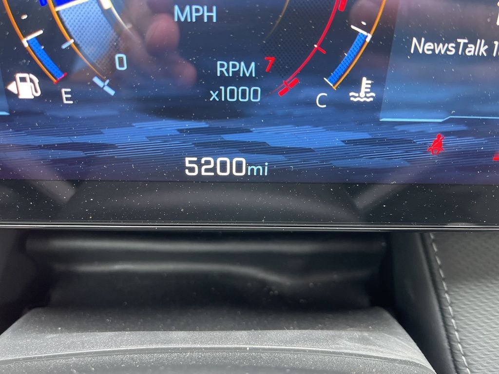 Used 2025 Chevrolet Equinox LT AWD/4WD image 26