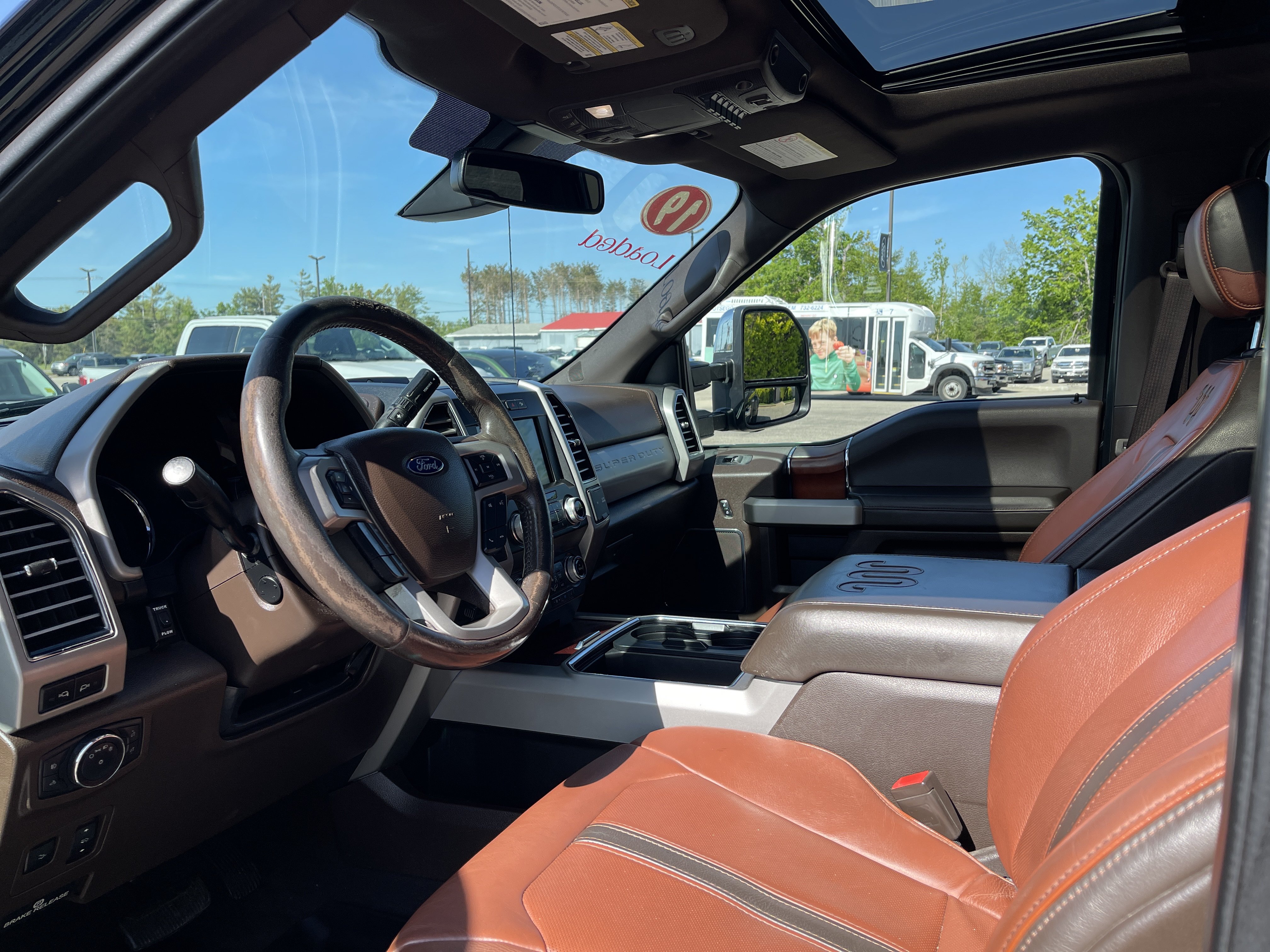 Used 2019 Ford F350 King Ranch w/ King Ranch Ultimate Package AWD/4WD image 12