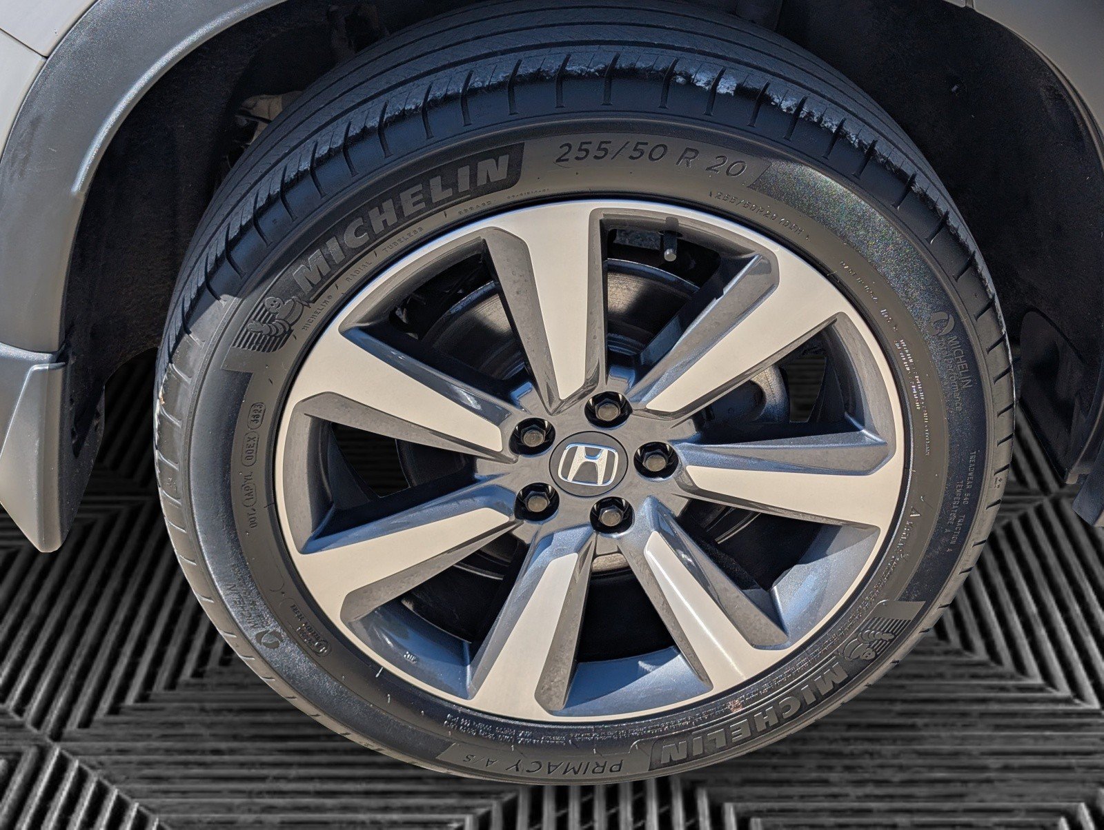 Used 2024 Honda Pilot Touring image 25