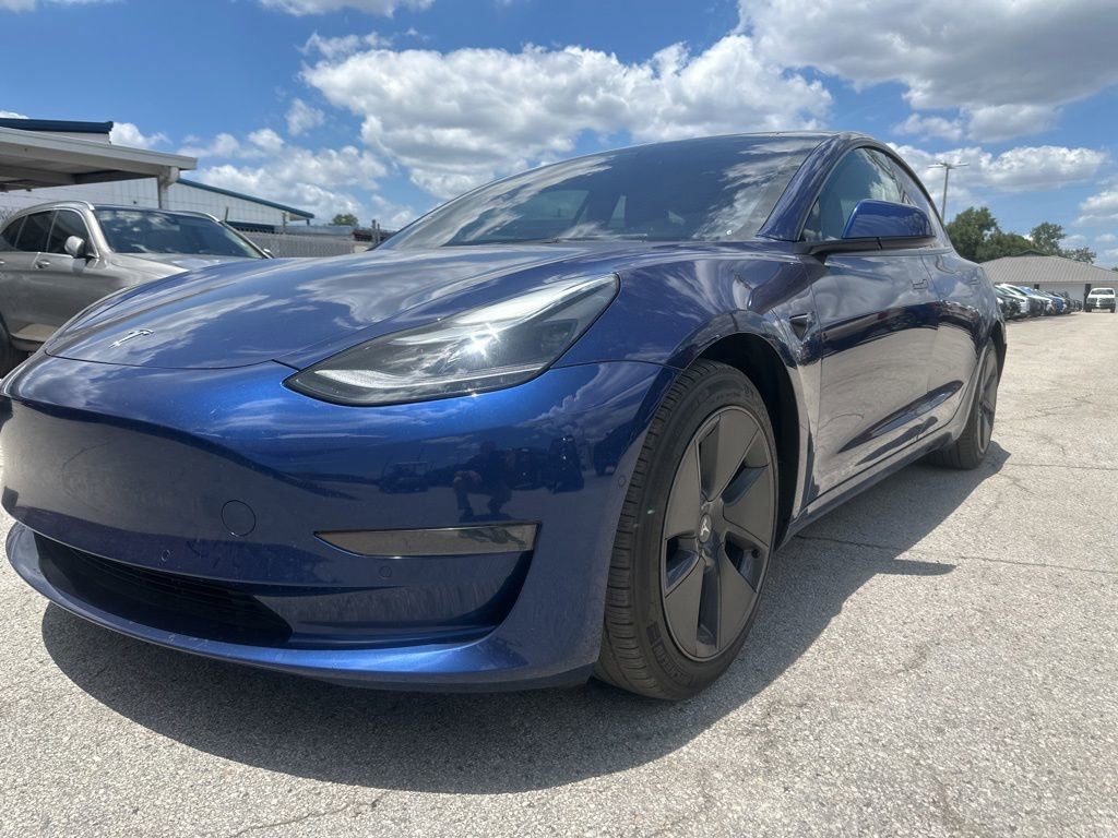 Used 2022 Tesla Model 3 Long Range AWD/4WD image 1