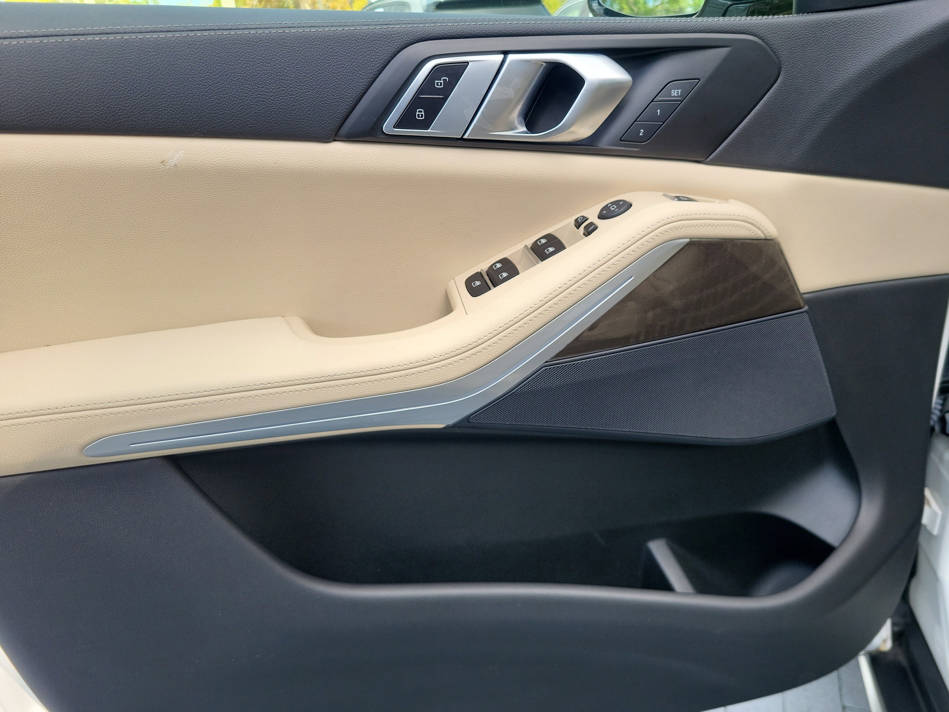 Used 2022 BMW X5 sDrive40i w/ Premium Package image 19