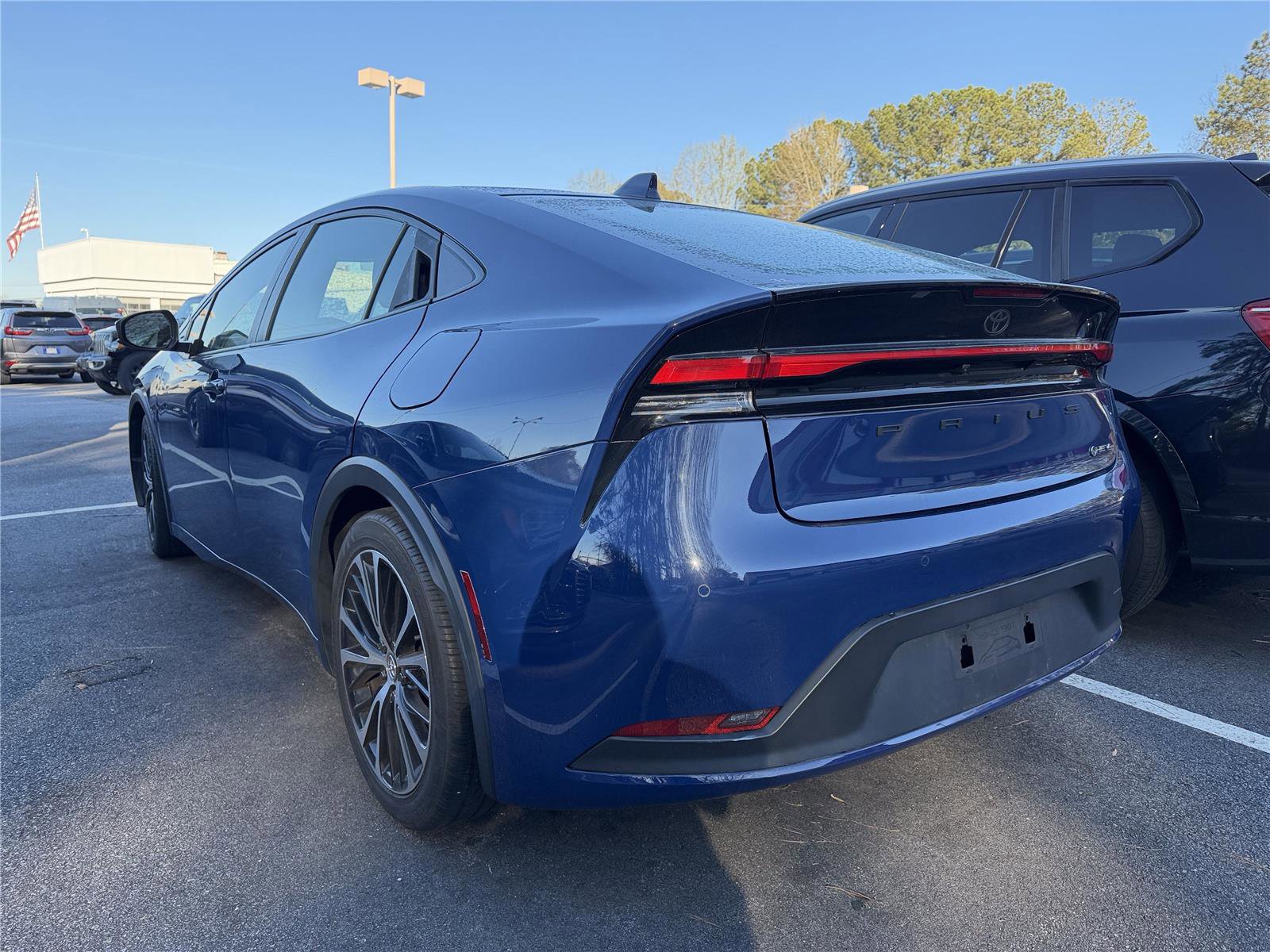 Used 2023 Toyota Prius LE image 6