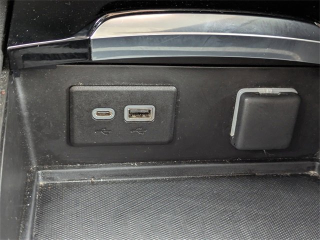 Used 2023 Buick Envision Essence image 24