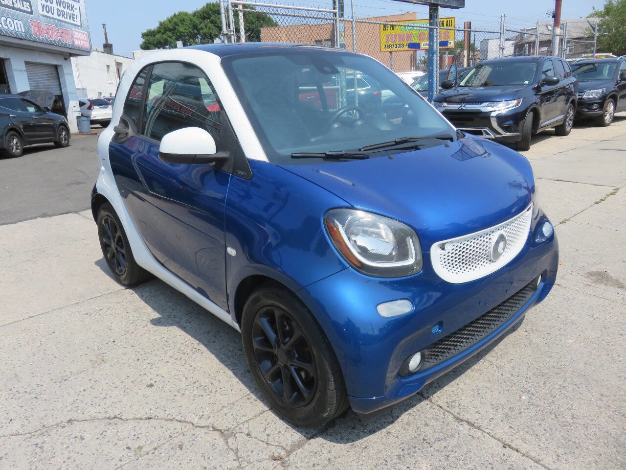 Used 2016 smart fortwo Prime image 2