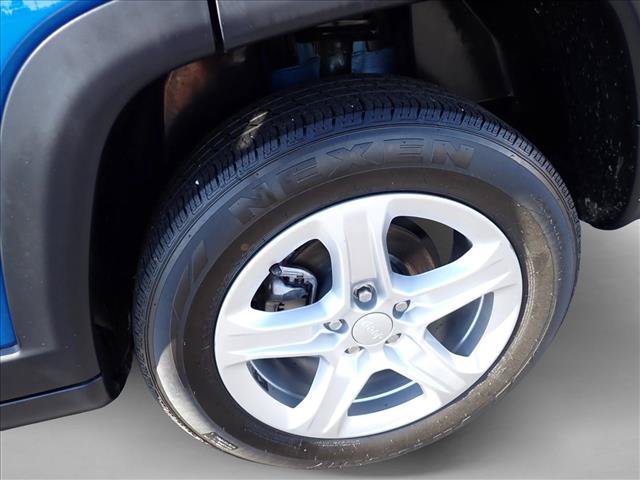 Used 2024 Jeep Compass Sport AWD/4WD image 7