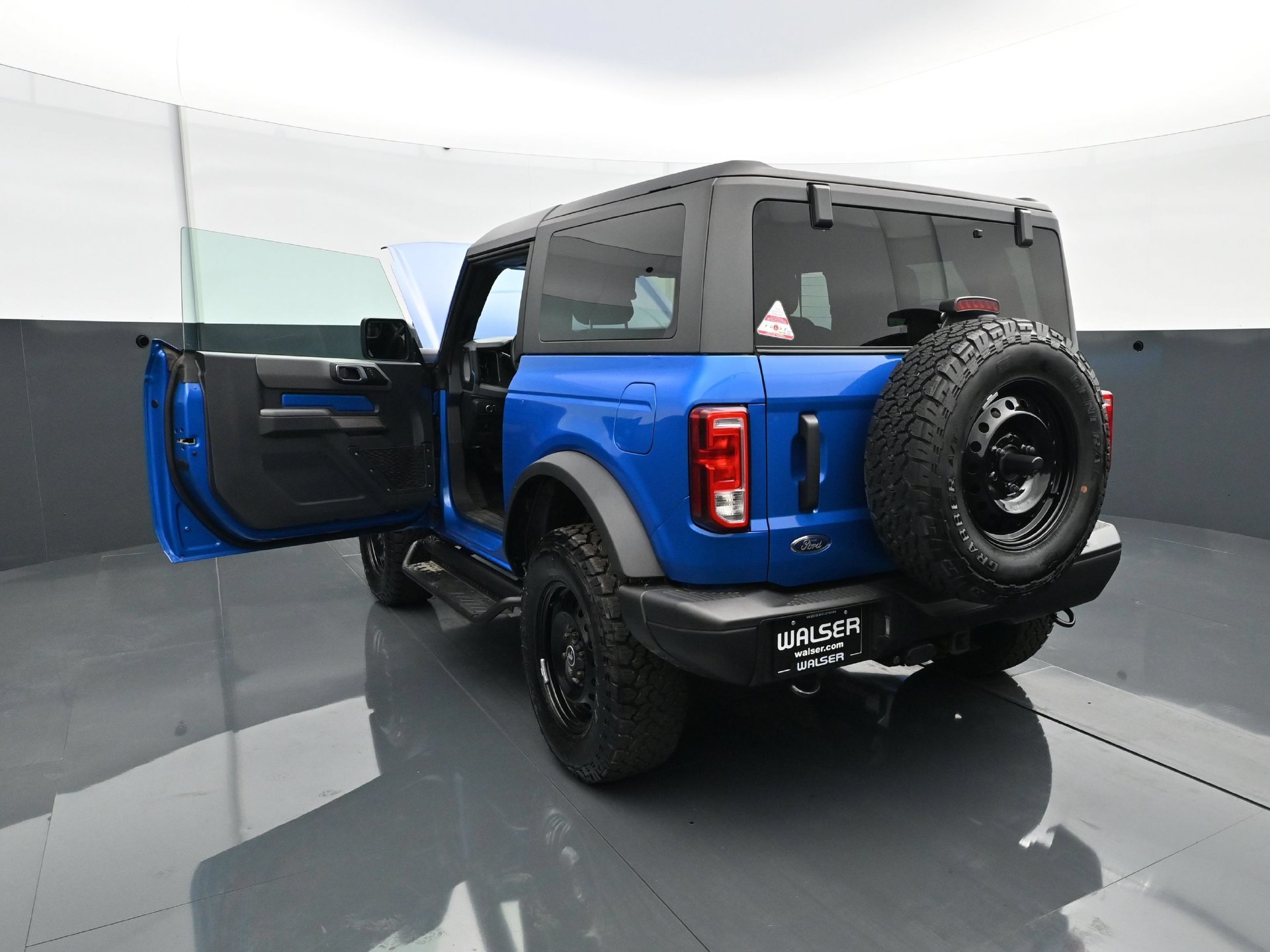 Used 2021 Ford Bronco Black Diamond AWD/4WD image 31