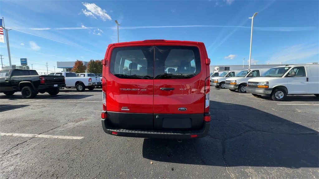 Used 2022 Ford Transit 350 XLT image 7